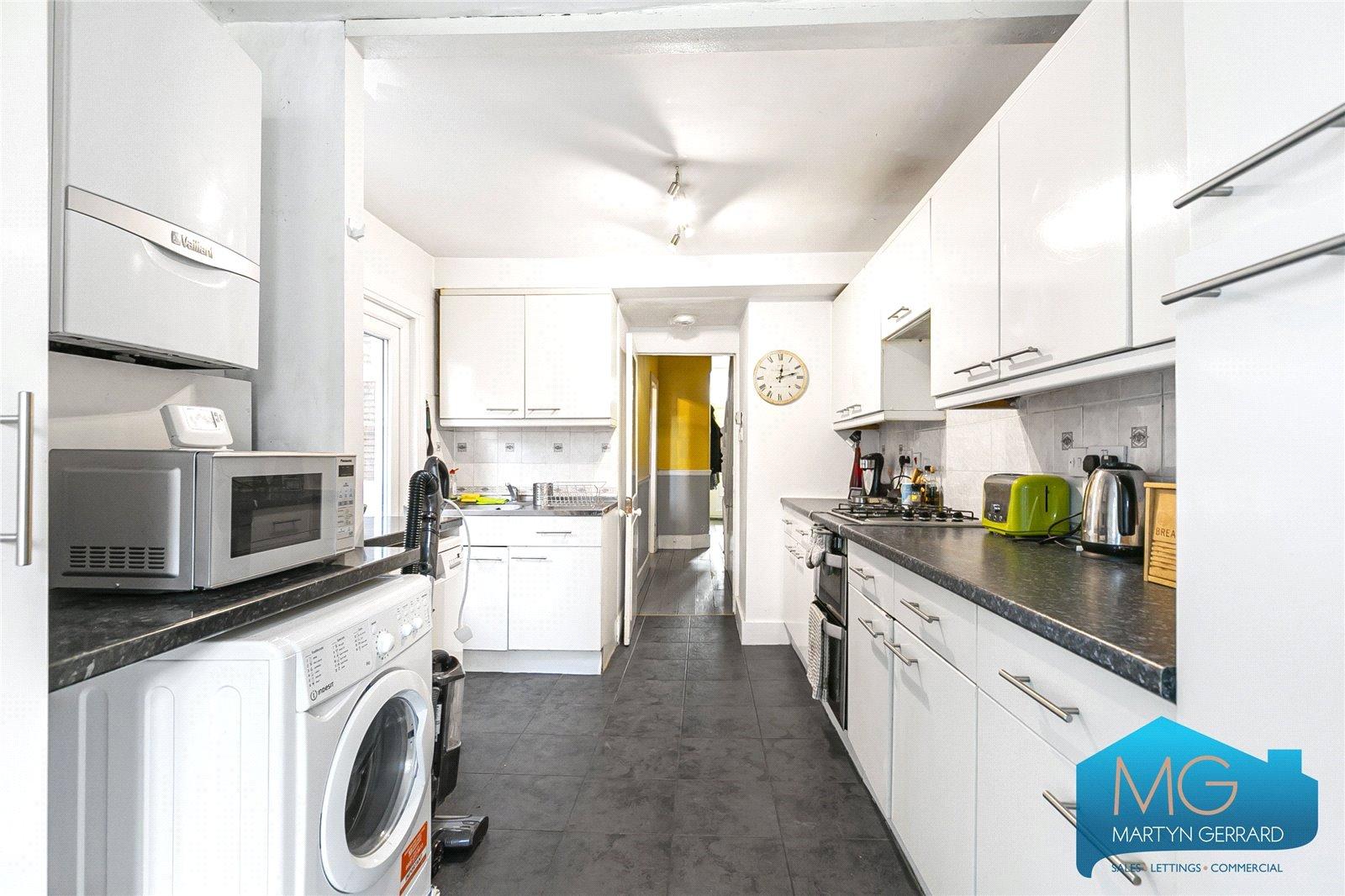 5 bedroom Terraced House to rent - Martyn Gerrard