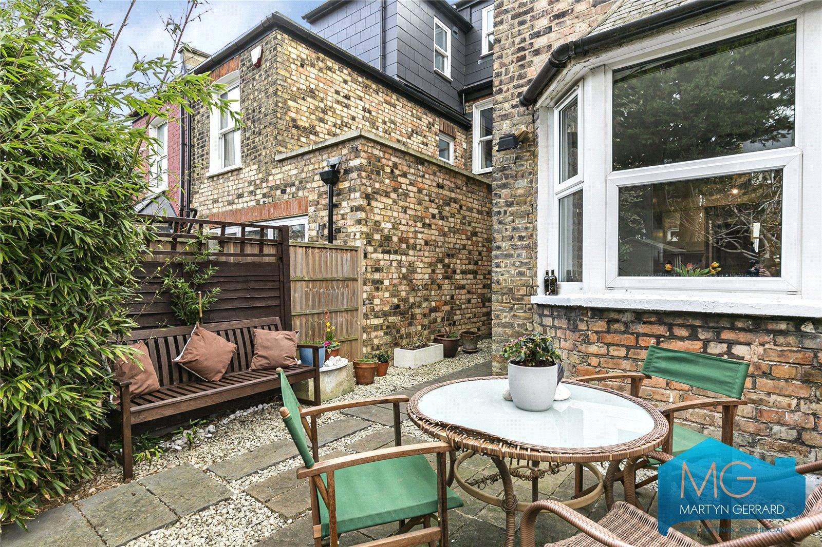 5 bedroom Terraced House to rent - Martyn Gerrard