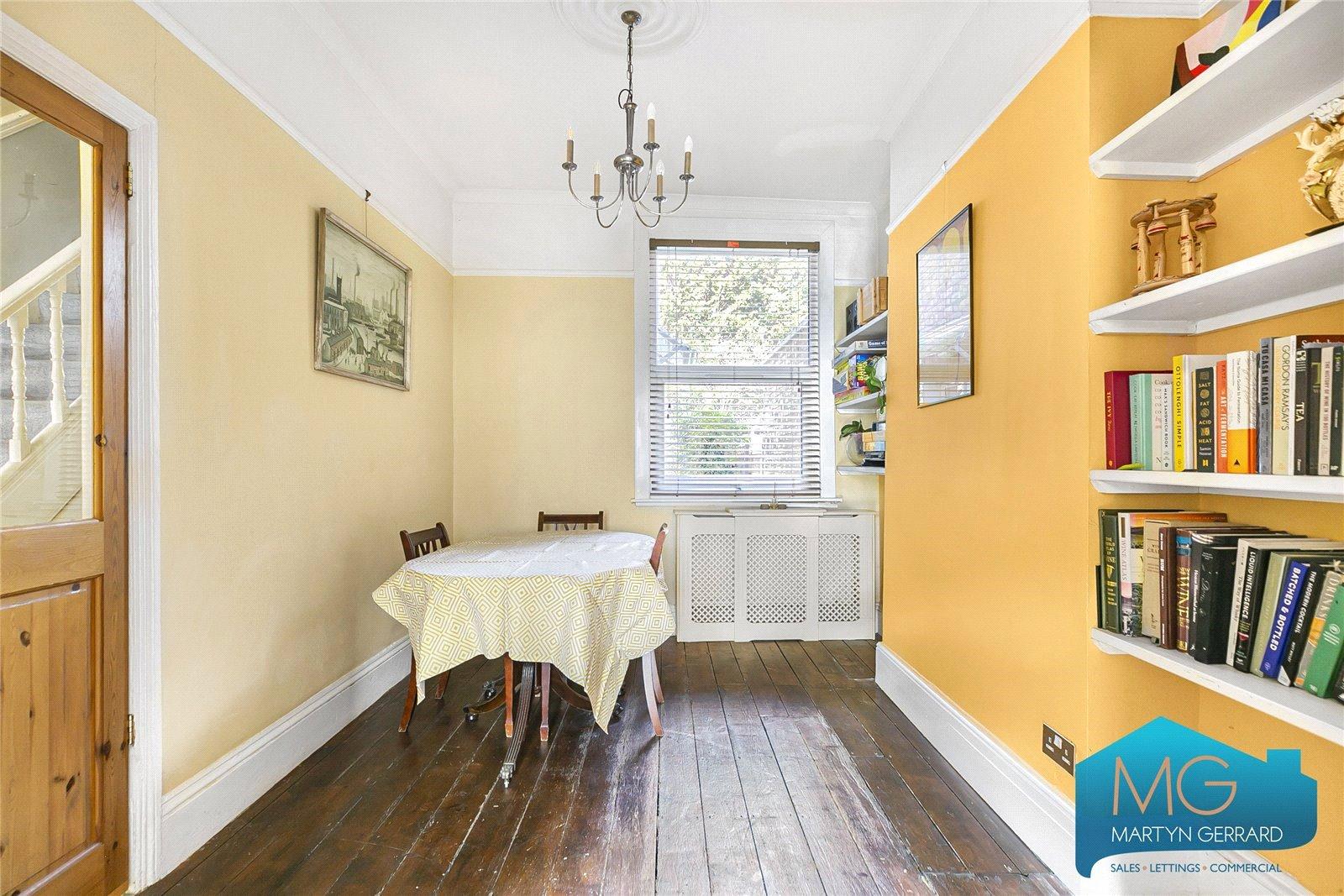 5 bedroom Terraced House to rent - Martyn Gerrard