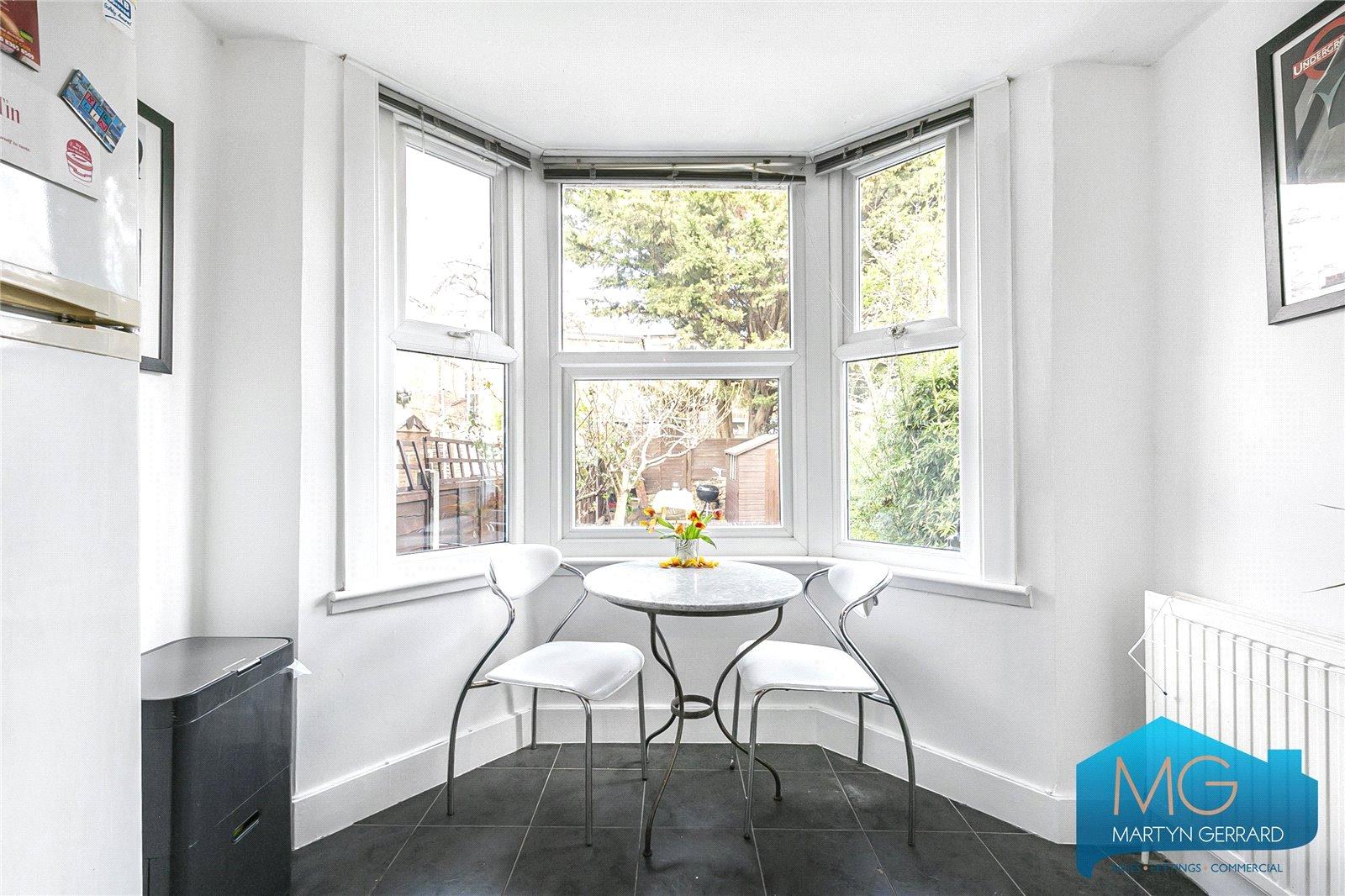 5 bedroom Terraced House to rent - Martyn Gerrard