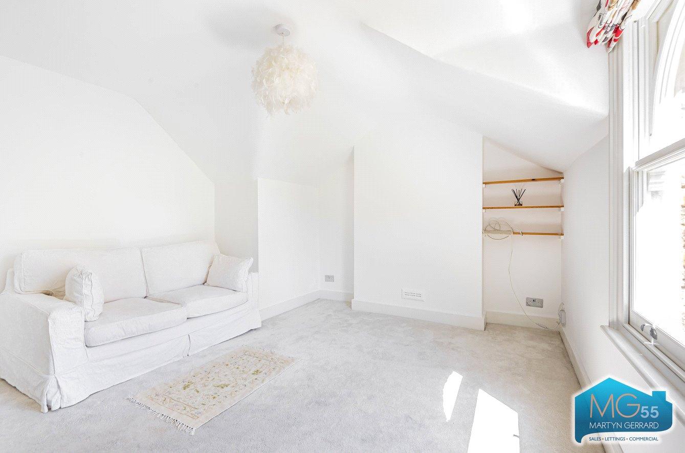 1 bedroom Apartment to rent - Martyn Gerrard