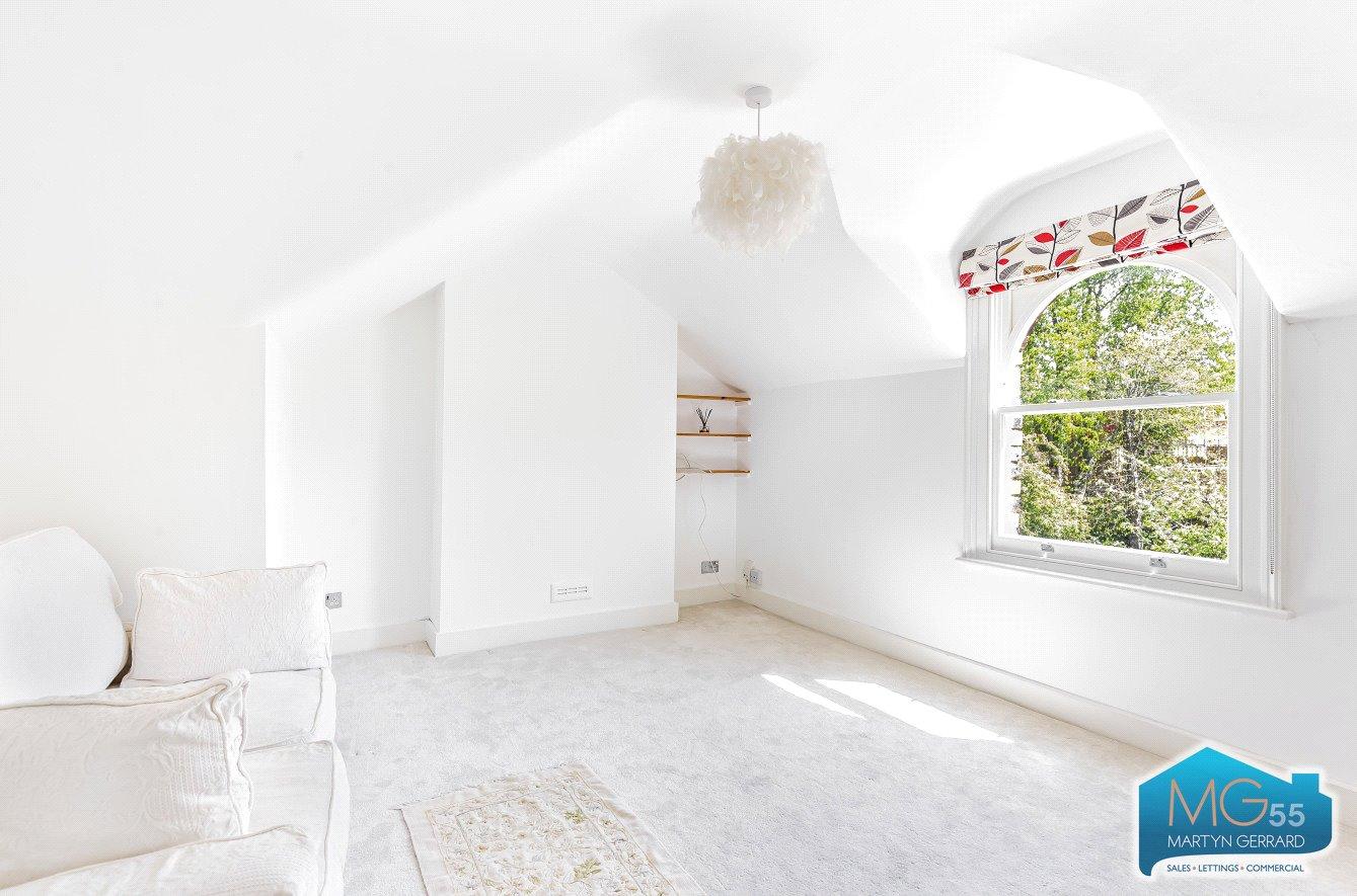 1 bedroom Apartment to rent - Martyn Gerrard