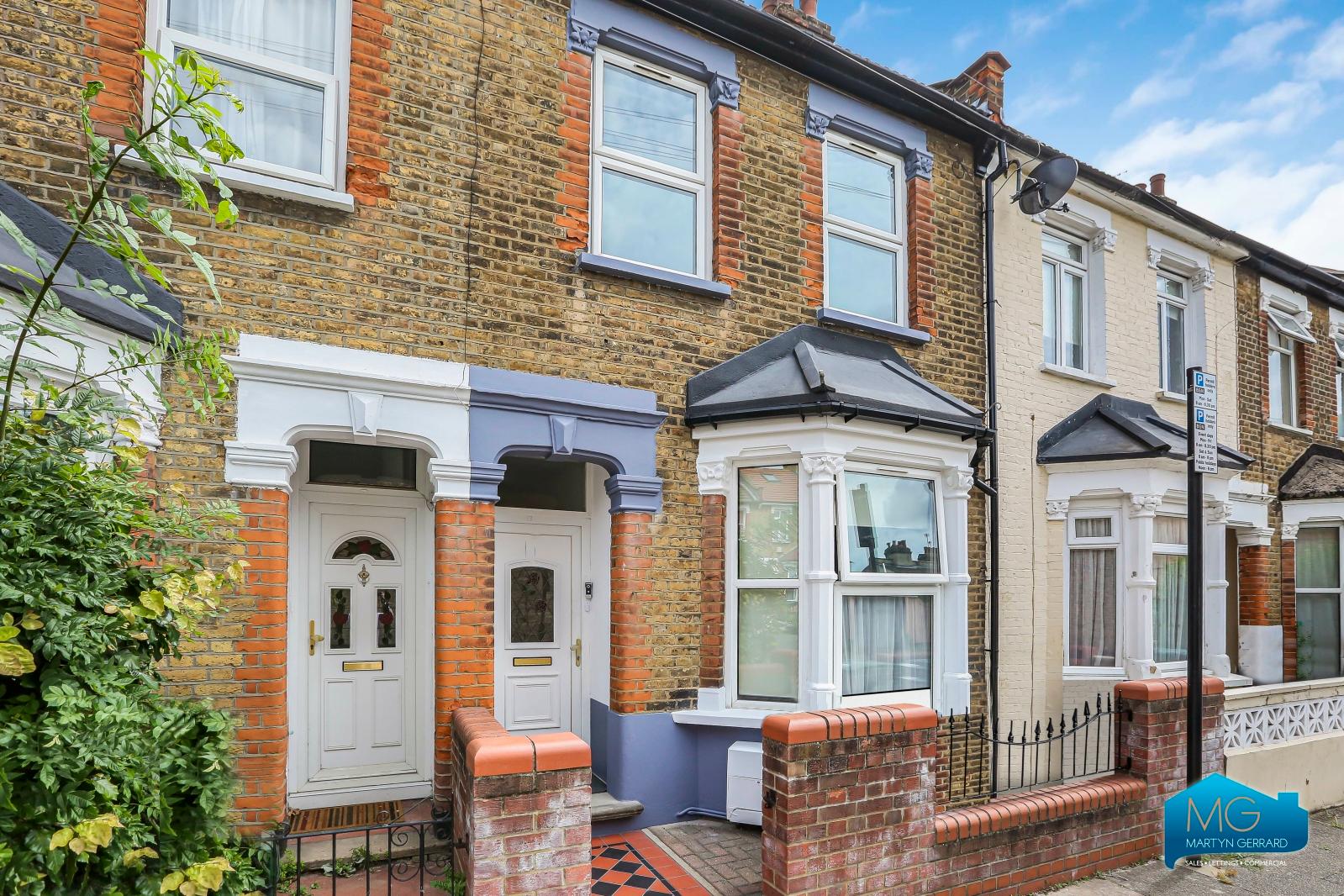 2 bedroom Apartment to rent - Martyn Gerrard