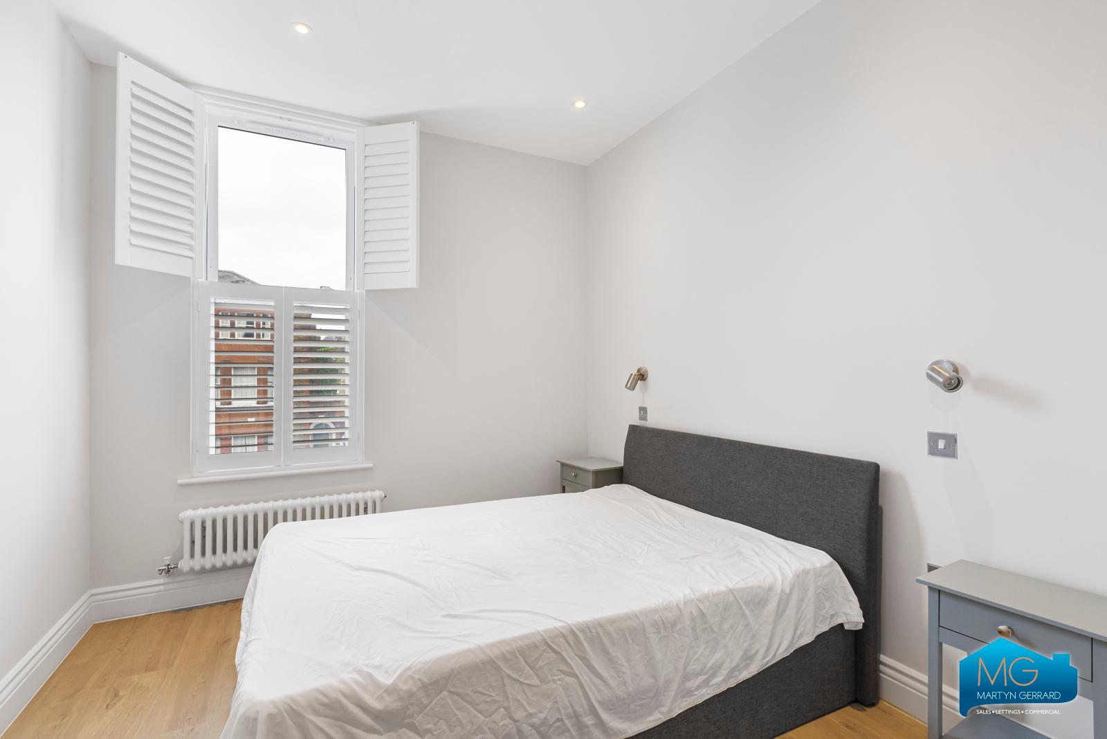 2 bedroom Apartment to rent - Martyn Gerrard