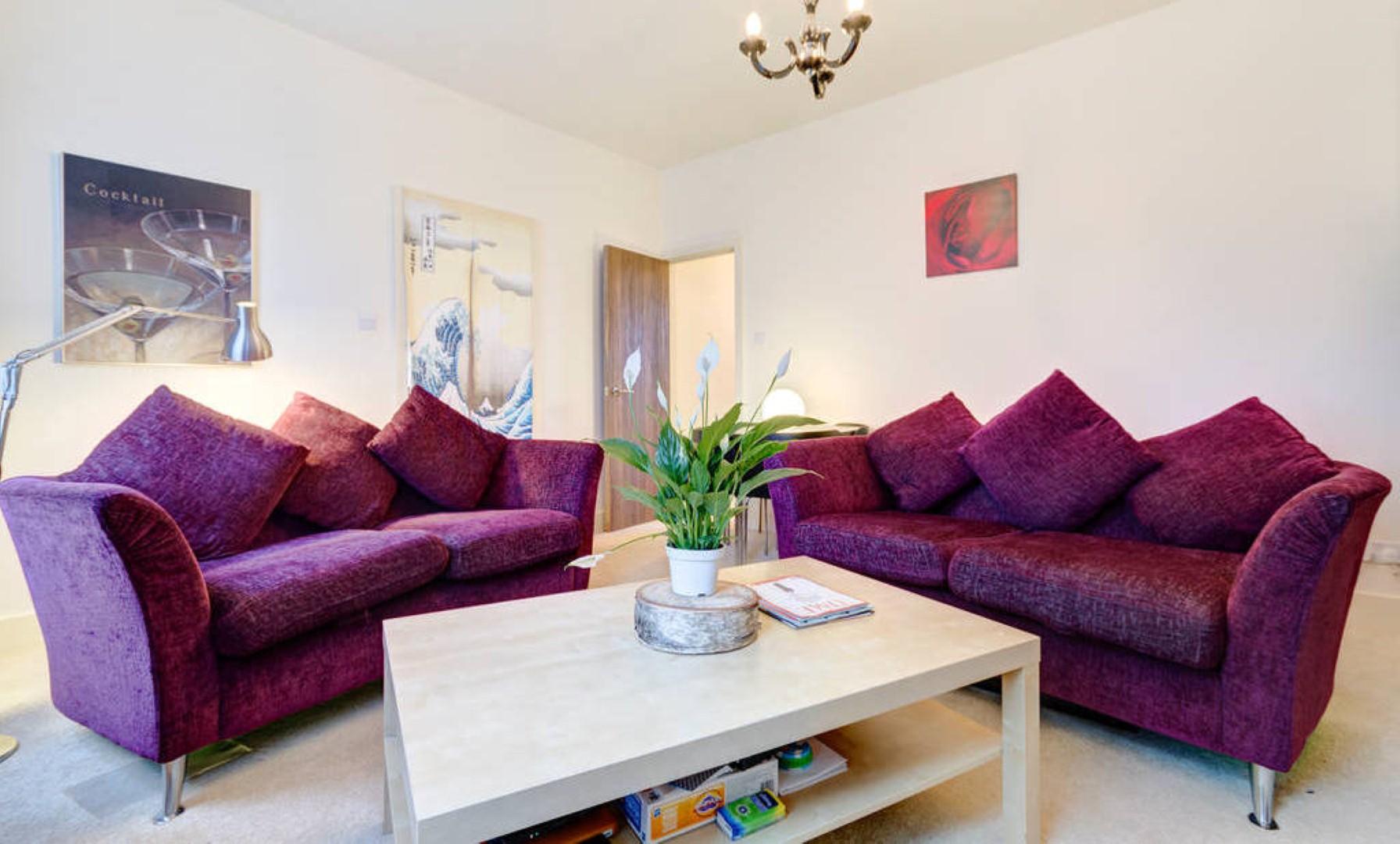 2 bedroom Apartment to rent - Martyn Gerrard