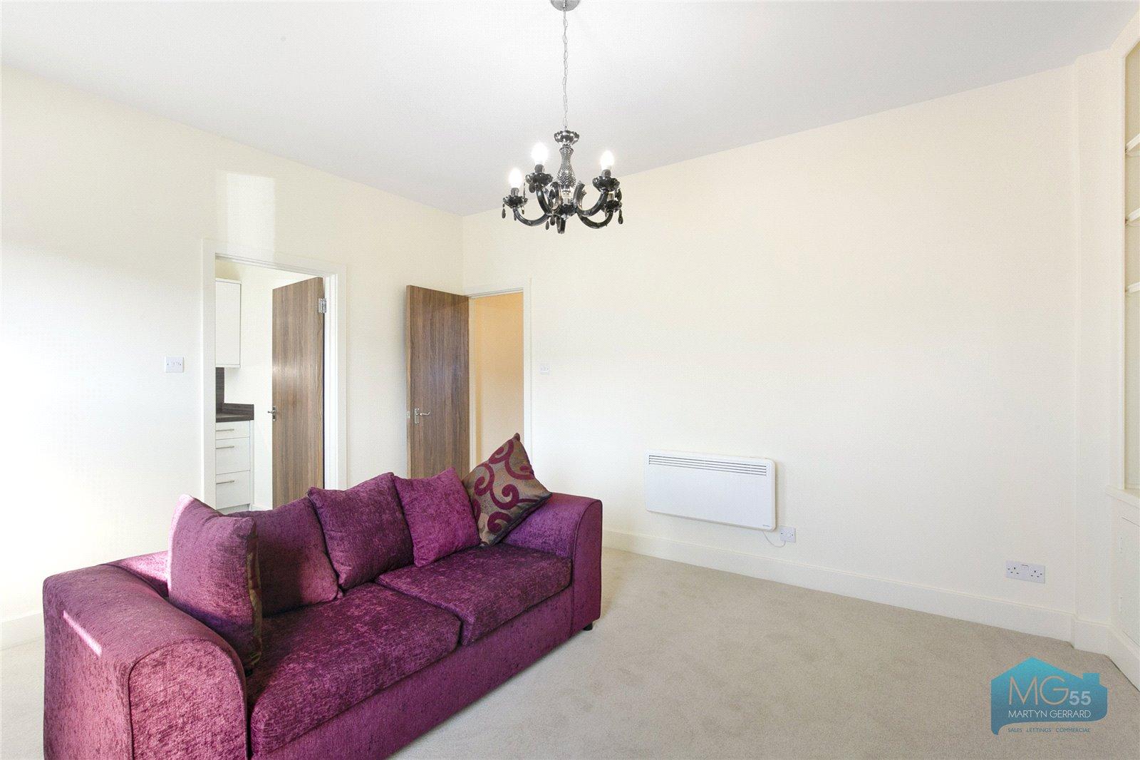 2 bedroom Apartment to rent - Martyn Gerrard
