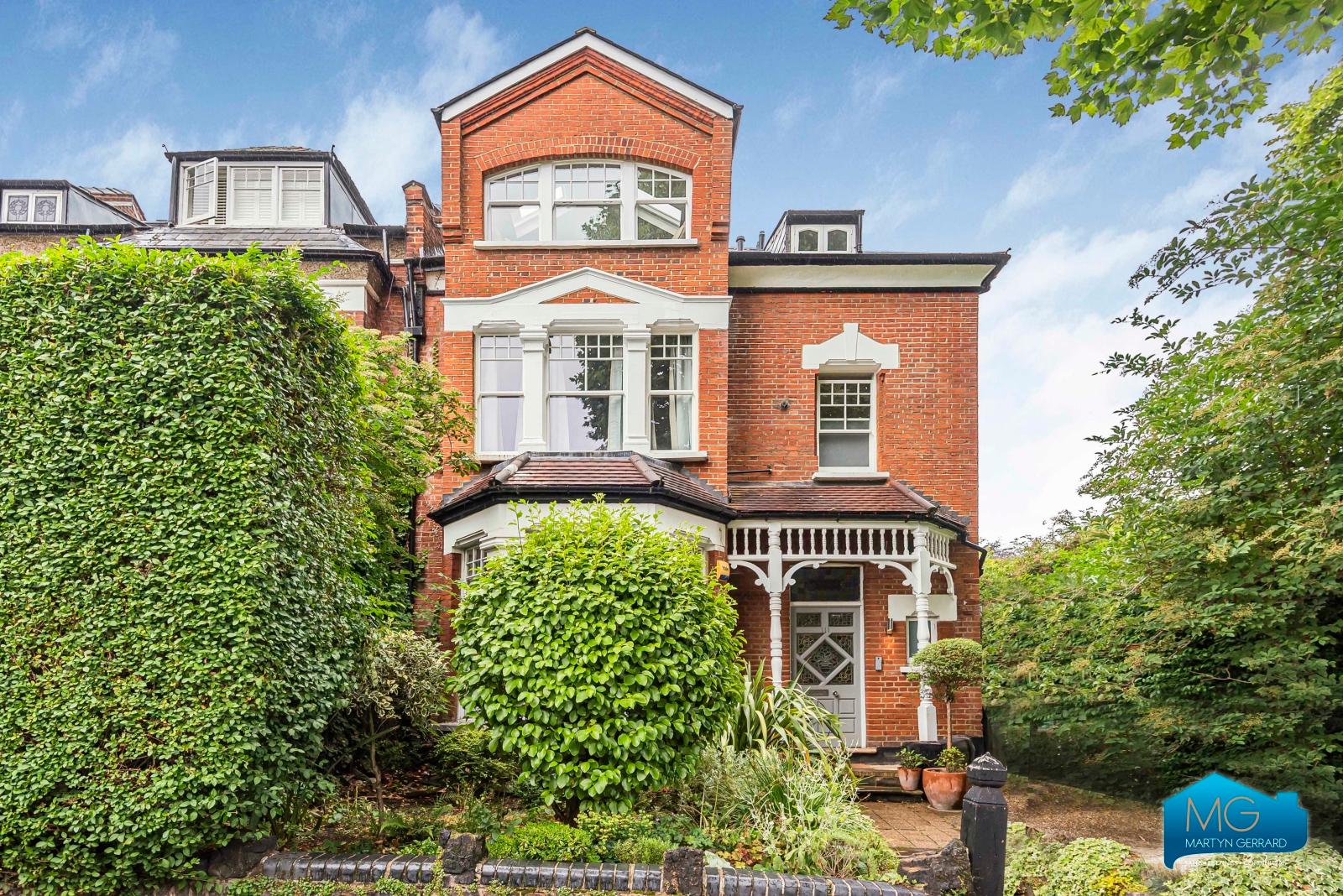 2 bedroom Apartment to rent - Martyn Gerrard