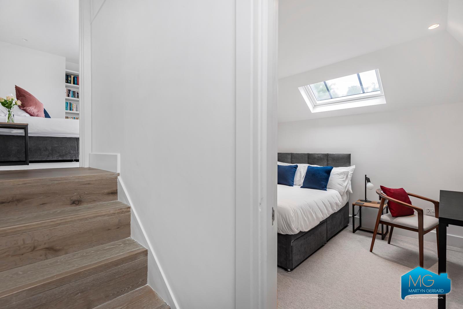 2 bedroom Apartment to rent - Martyn Gerrard
