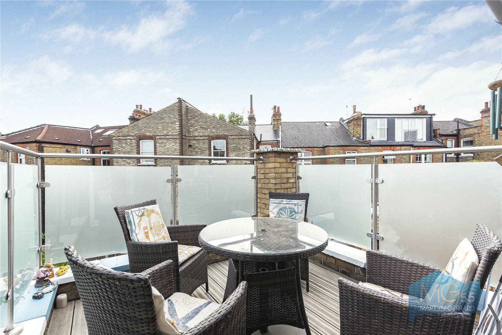 3 bedroom Maisonette for sale - Martyn Gerrard