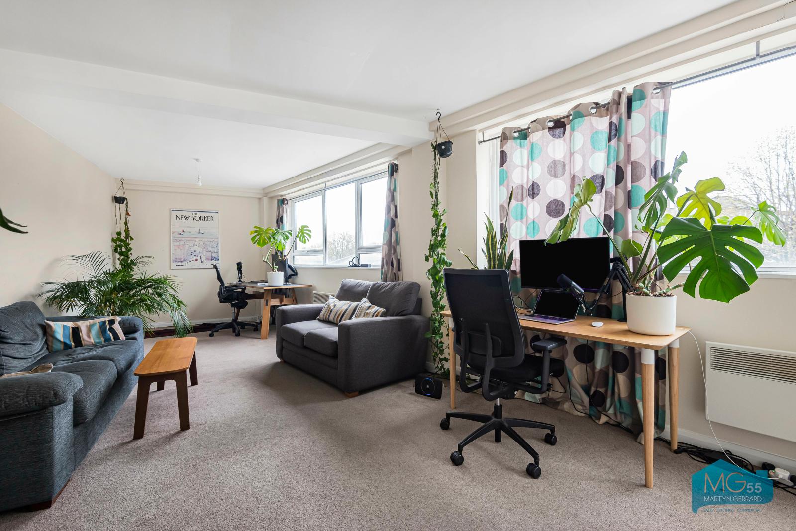 2 bedroom Apartment to rent - Martyn Gerrard