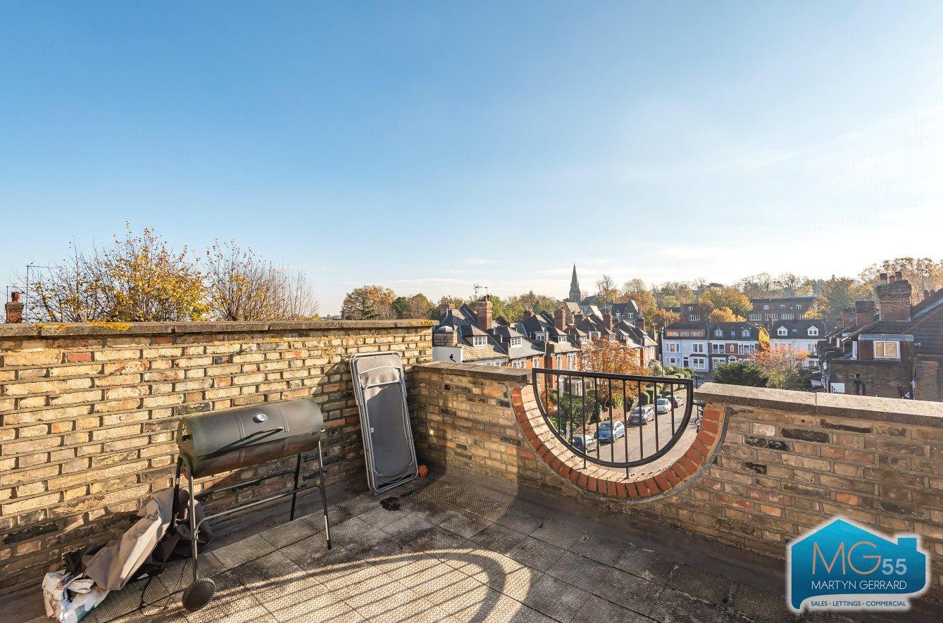 2 bedroom End of Terrace House to rent - Martyn Gerrard