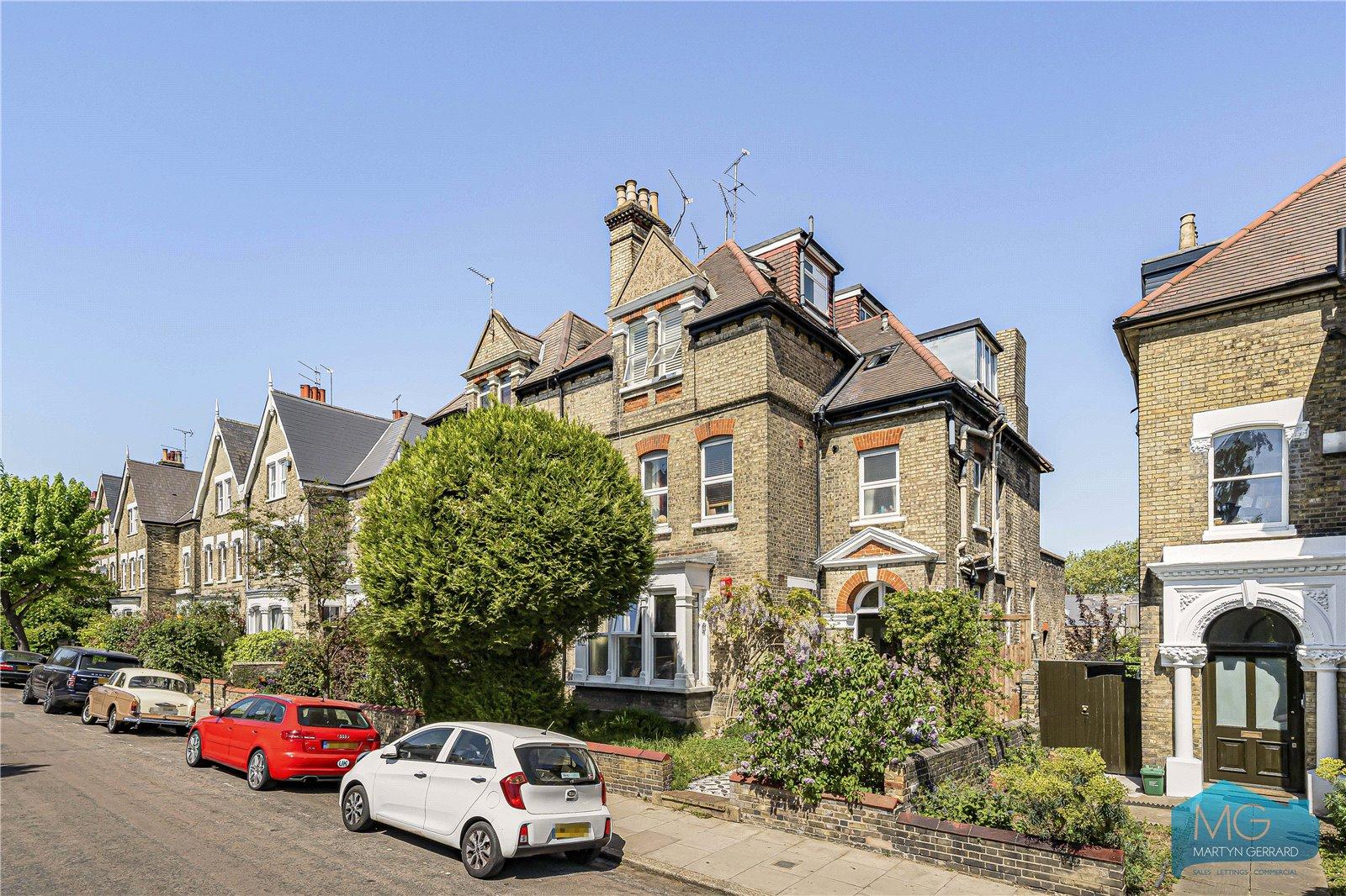 1 bedroom Apartment for sale - Martyn Gerrard