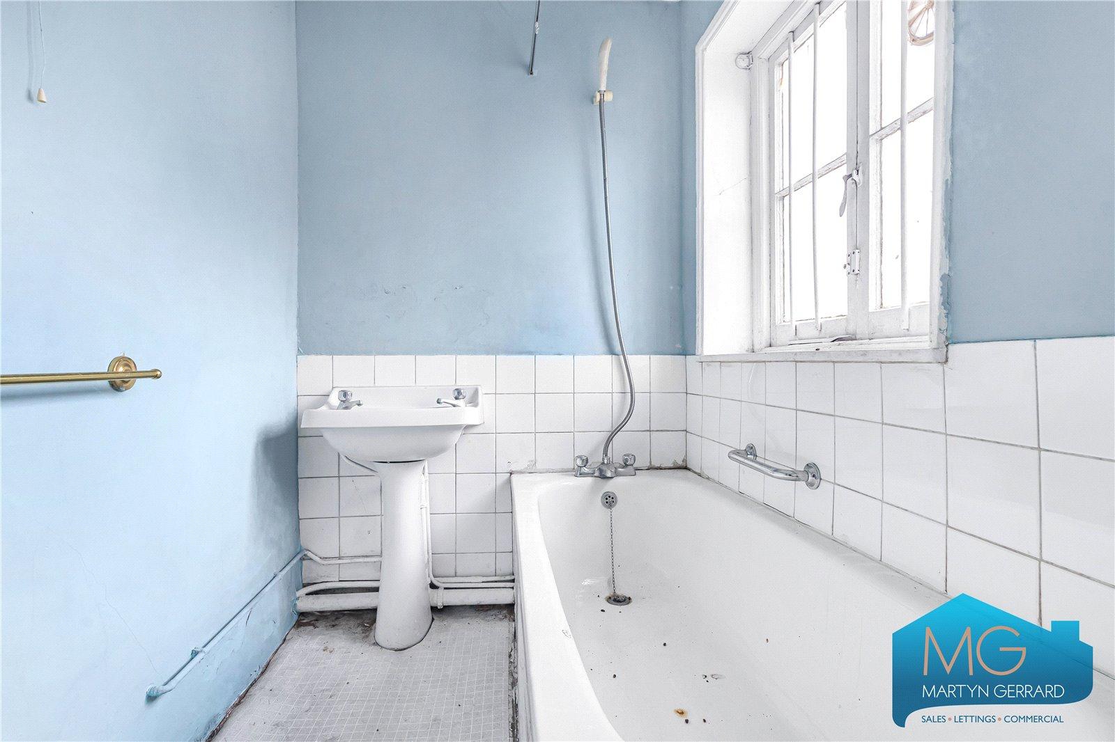 5 bedroom House for sale - Martyn Gerrard