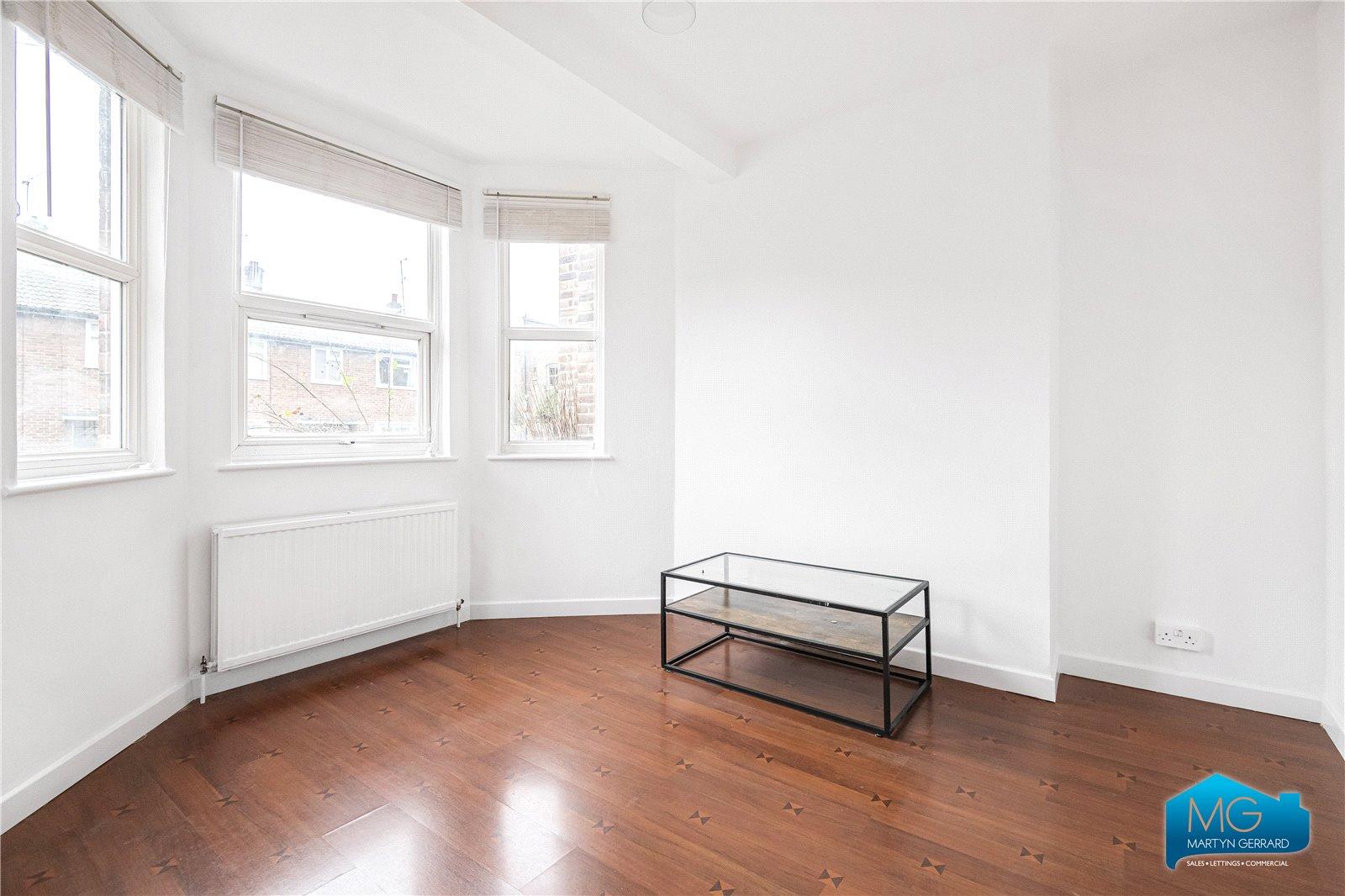 2 bedroom Terraced House to rent - Martyn Gerrard