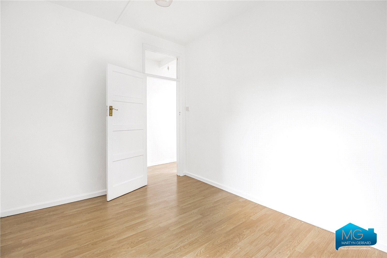 2 bedroom Terraced House to rent - Martyn Gerrard