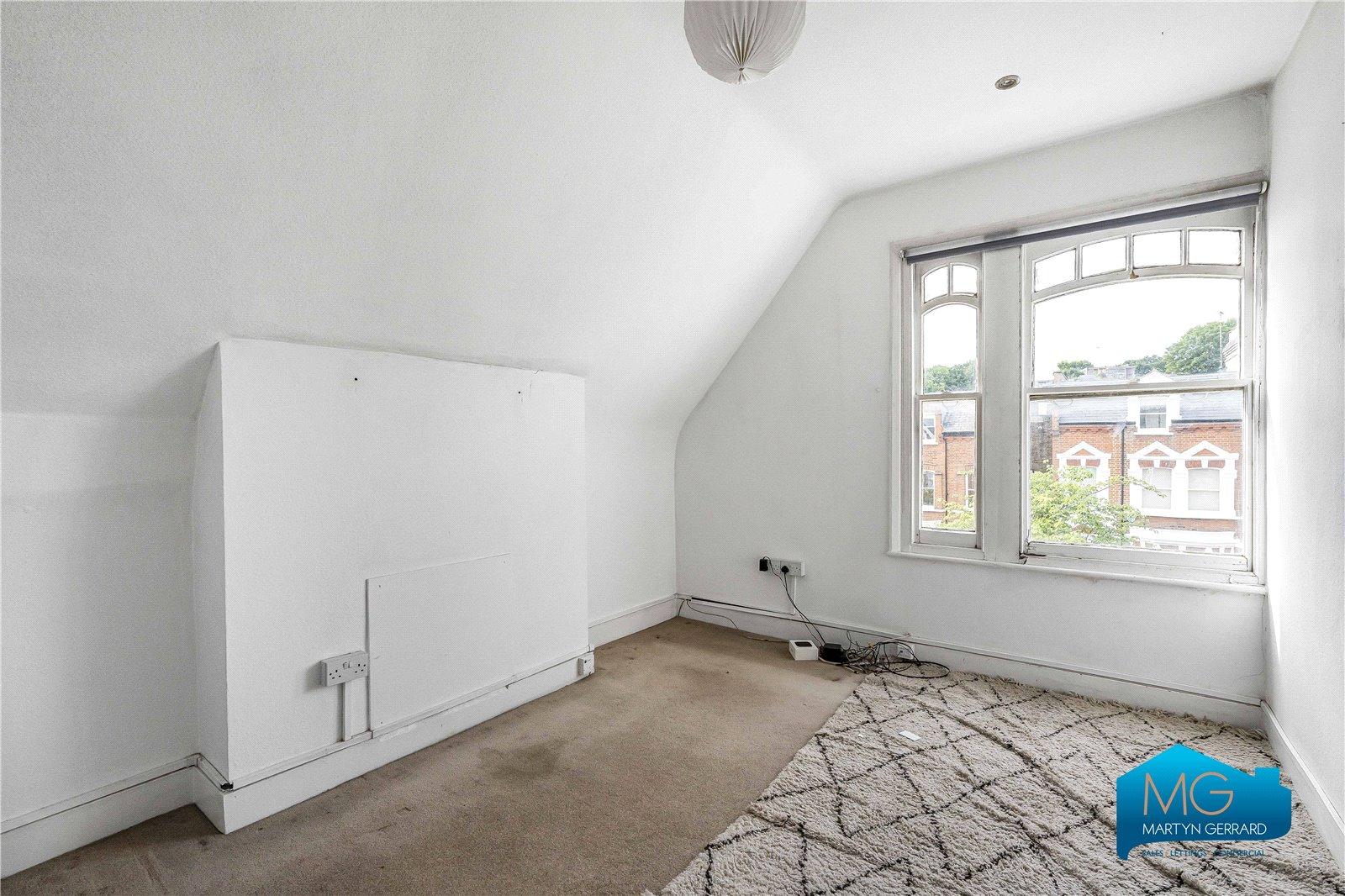1 bedroom Apartment to rent - Martyn Gerrard
