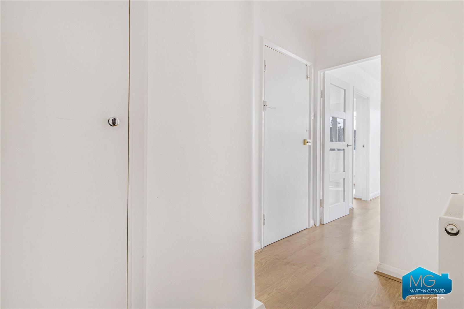 1 bedroom Apartment to rent - Martyn Gerrard
