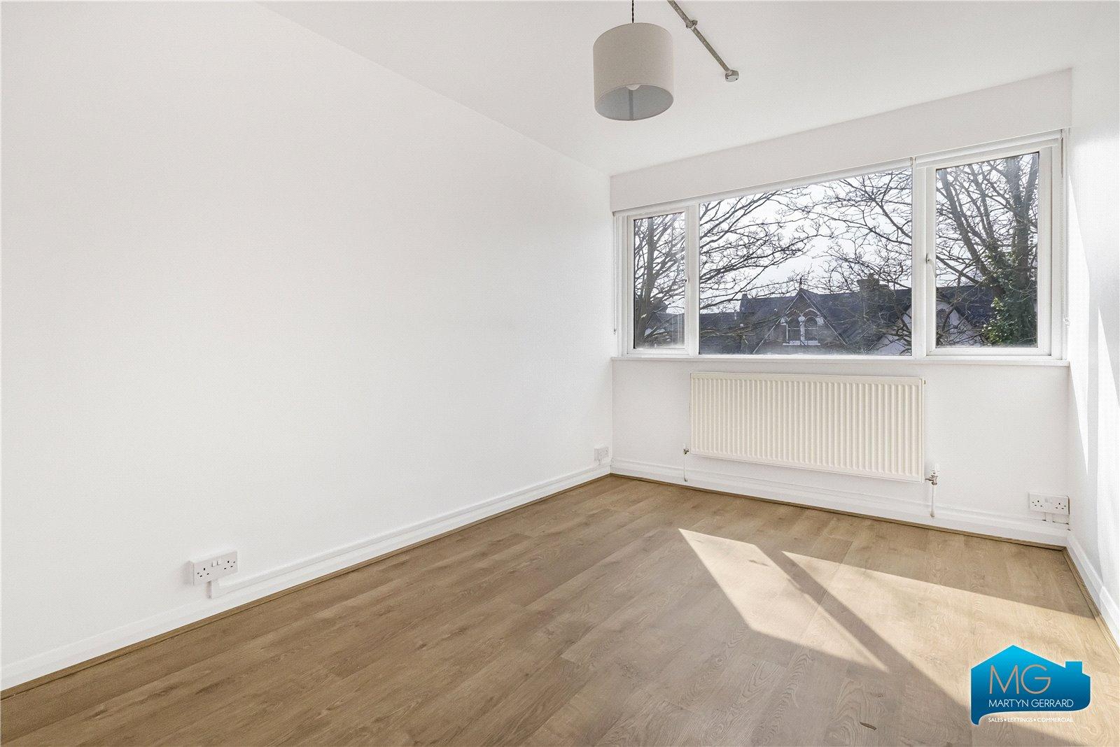 1 bedroom Apartment to rent - Martyn Gerrard