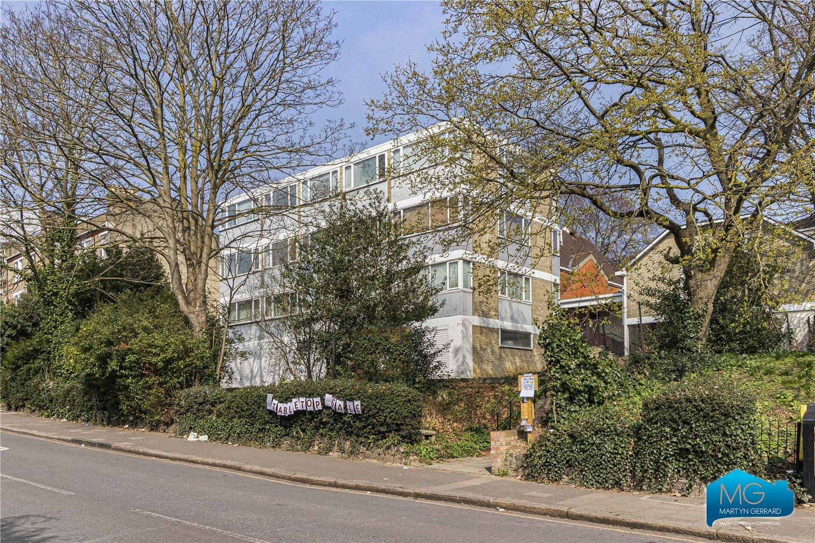 1 bedroom Apartment to rent - Martyn Gerrard