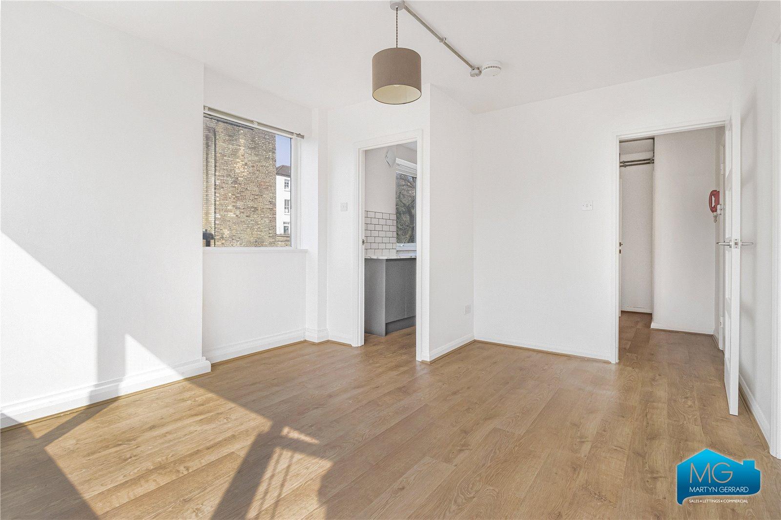 1 bedroom Apartment to rent - Martyn Gerrard