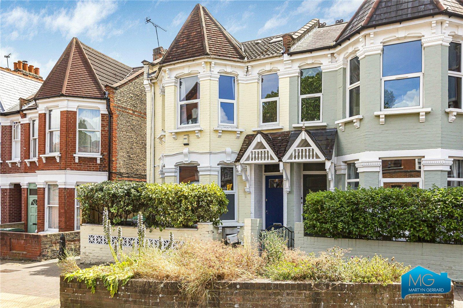3 bedroom Apartment to rent - Martyn Gerrard
