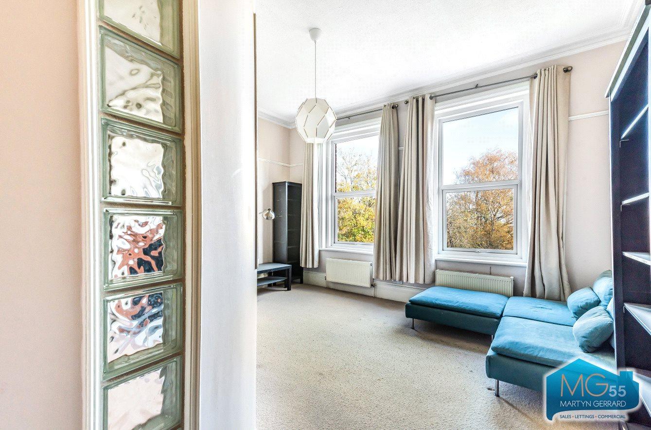 2 bedroom Terraced House to rent - Martyn Gerrard
