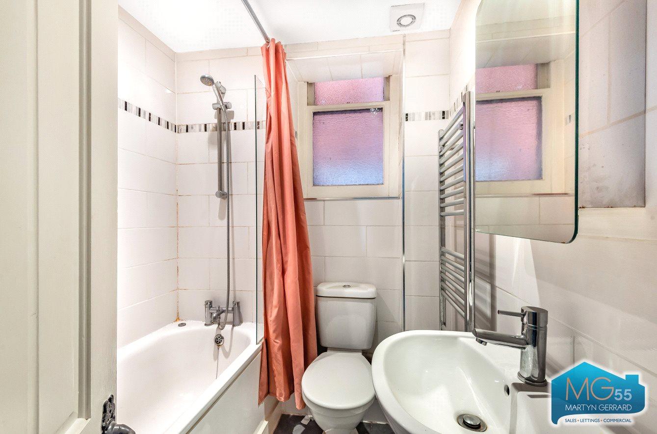 2 bedroom Terraced House to rent - Martyn Gerrard