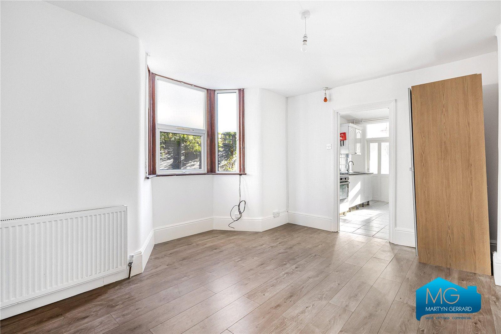 5 bedroom House to rent - Martyn Gerrard