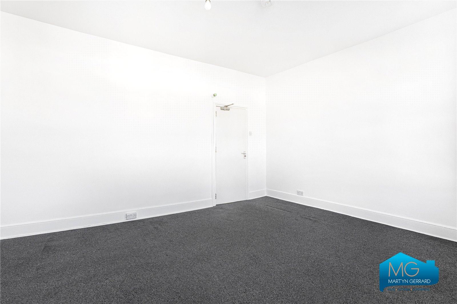 5 bedroom House to rent - Martyn Gerrard