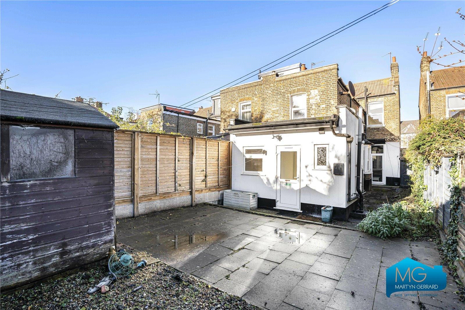 5 bedroom House to rent - Martyn Gerrard