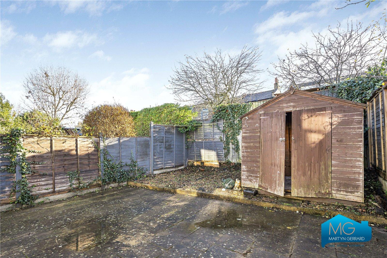 5 bedroom House to rent - Martyn Gerrard