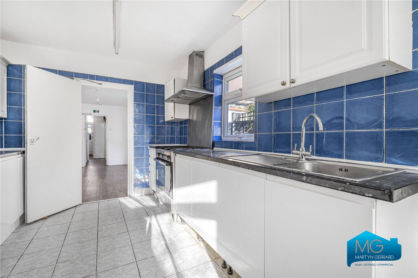 5 bedroom House to rent - Martyn Gerrard
