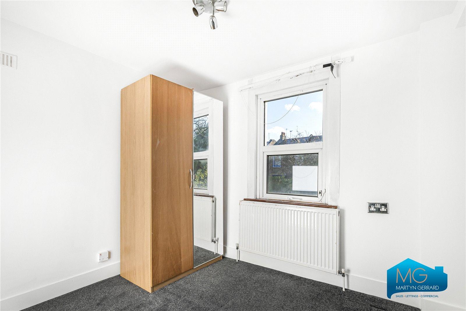 5 bedroom House to rent - Martyn Gerrard