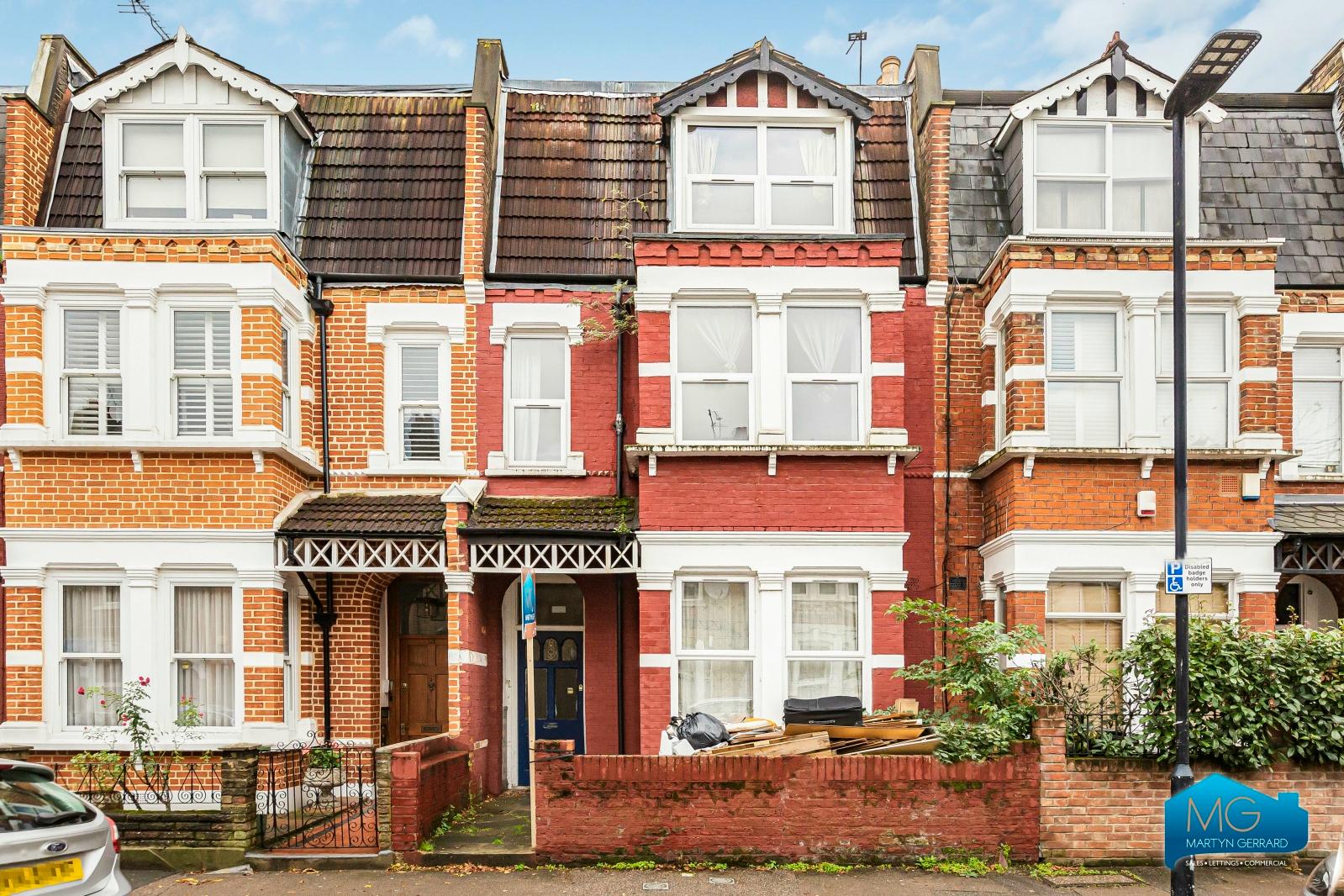 4 bedroom Apartment to rent - Martyn Gerrard