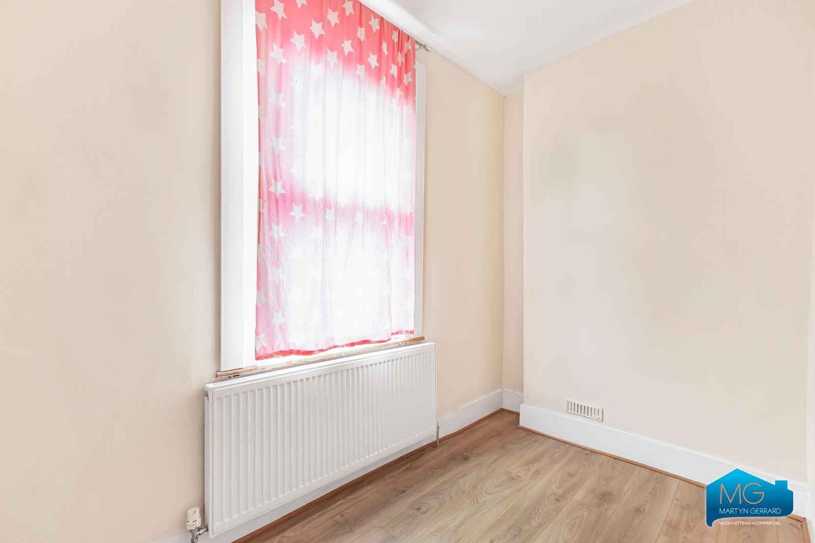 4 bedroom Apartment to rent - Martyn Gerrard