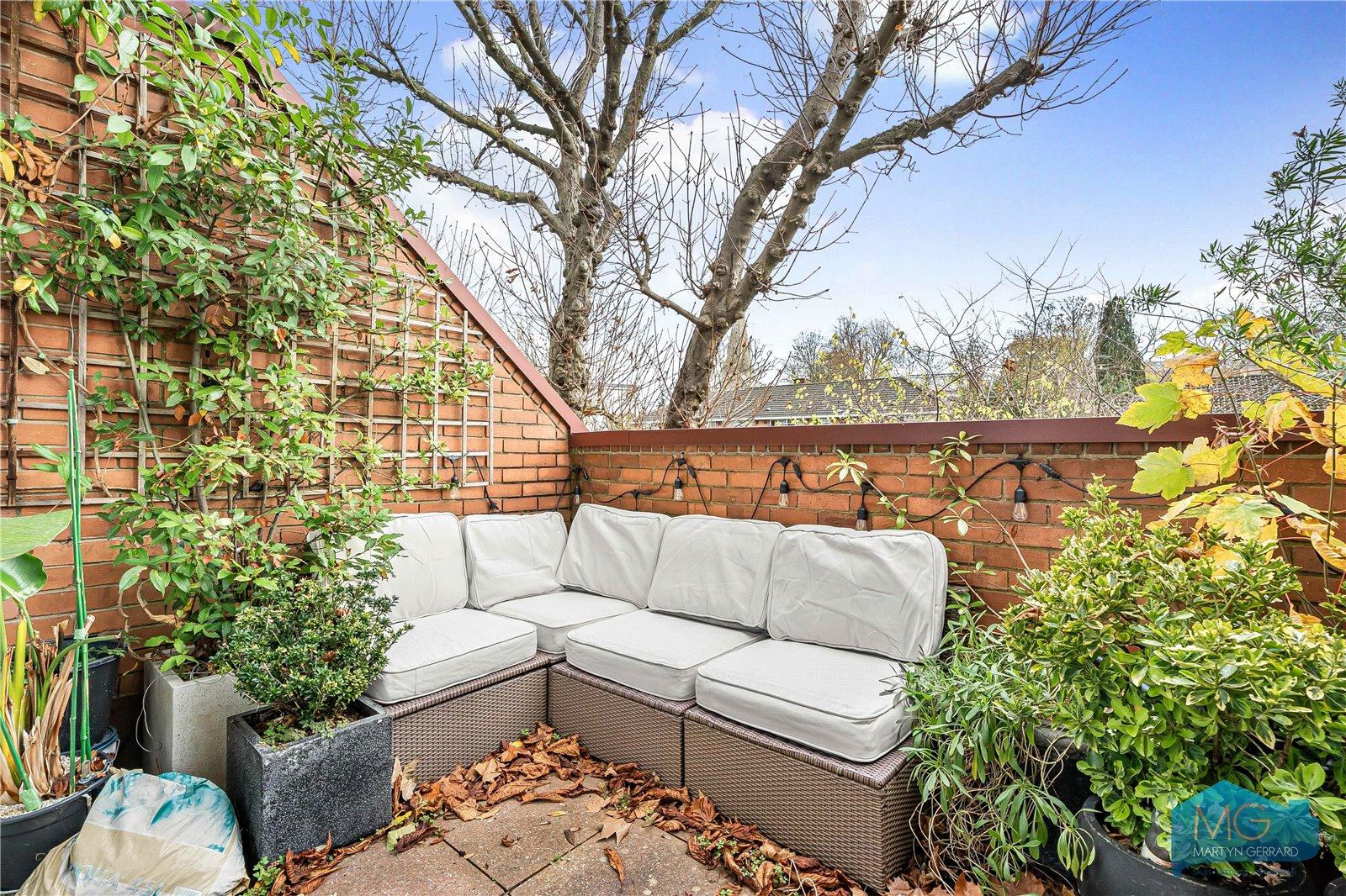 2 bedroom Maisonette for sale - Martyn Gerrard