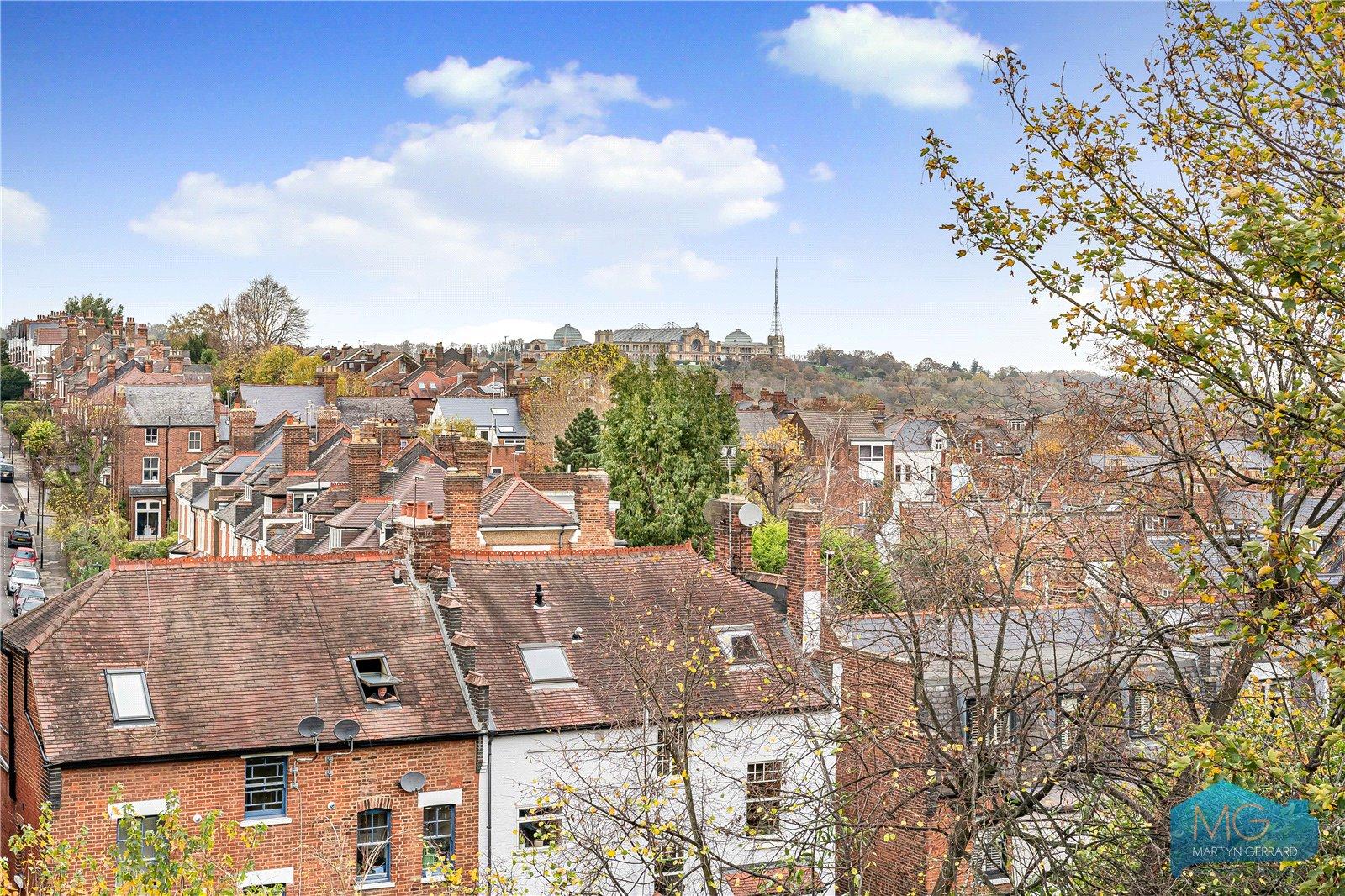 2 bedroom Maisonette for sale - Martyn Gerrard
