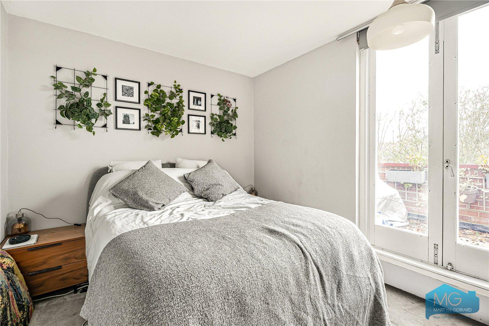 2 bedroom Maisonette for sale - Martyn Gerrard