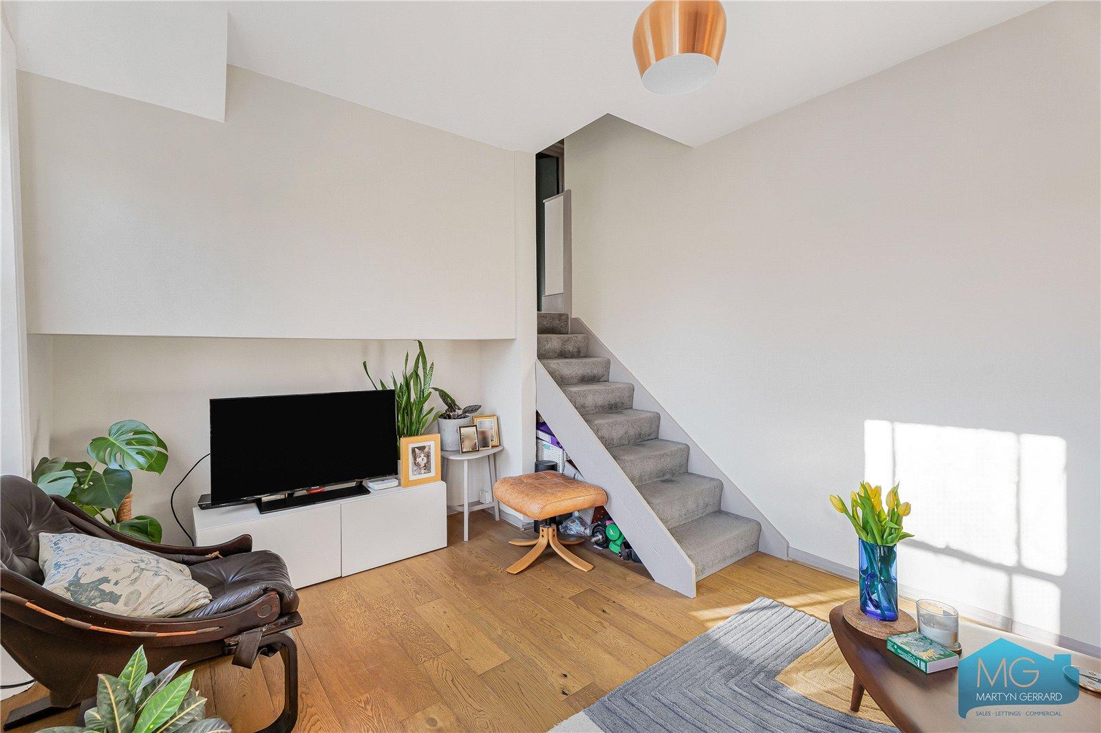 1 bedroom Apartment for sale - Martyn Gerrard