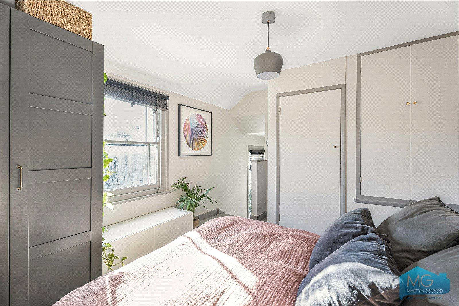1 bedroom Apartment for sale - Martyn Gerrard