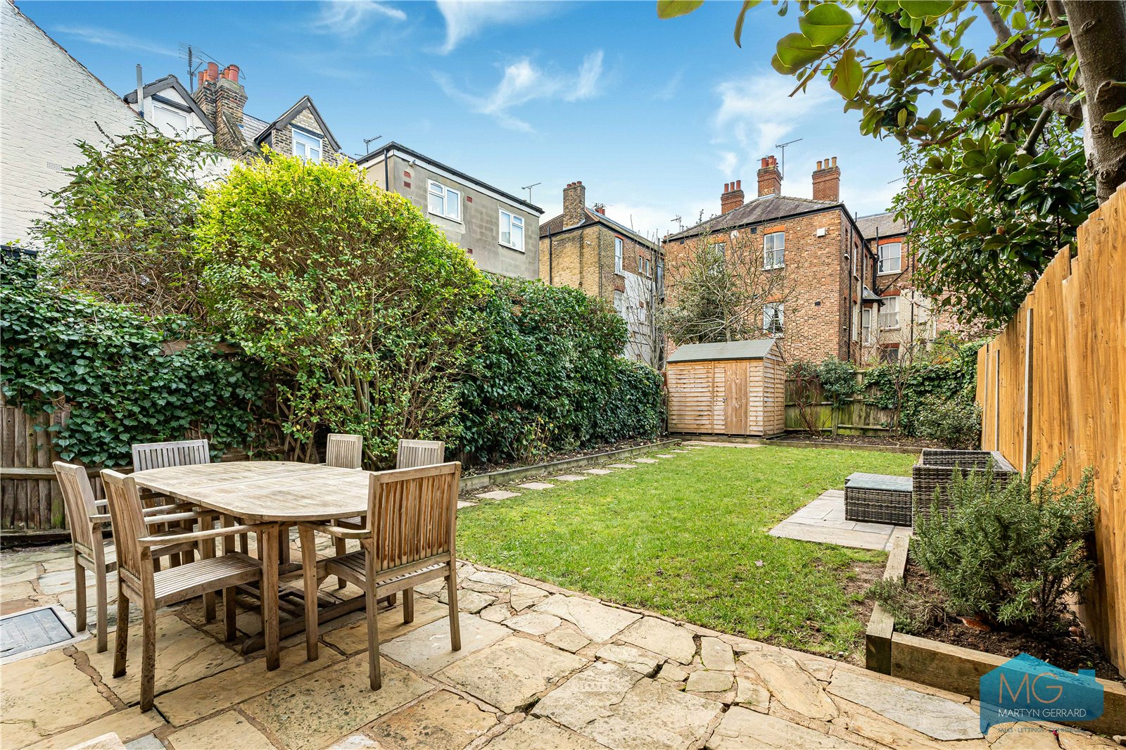 Nelson Road, Crouch End, London, N8+  - Martyn Gerrard