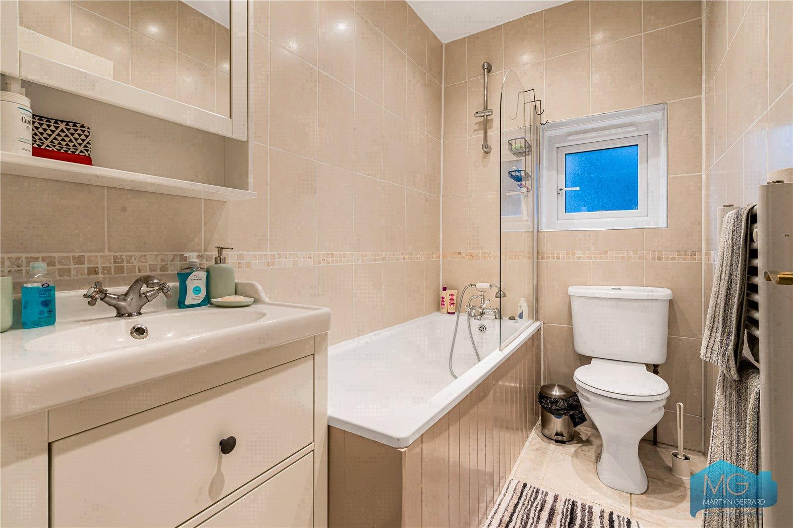 1 bedroom Apartment for sale - Martyn Gerrard