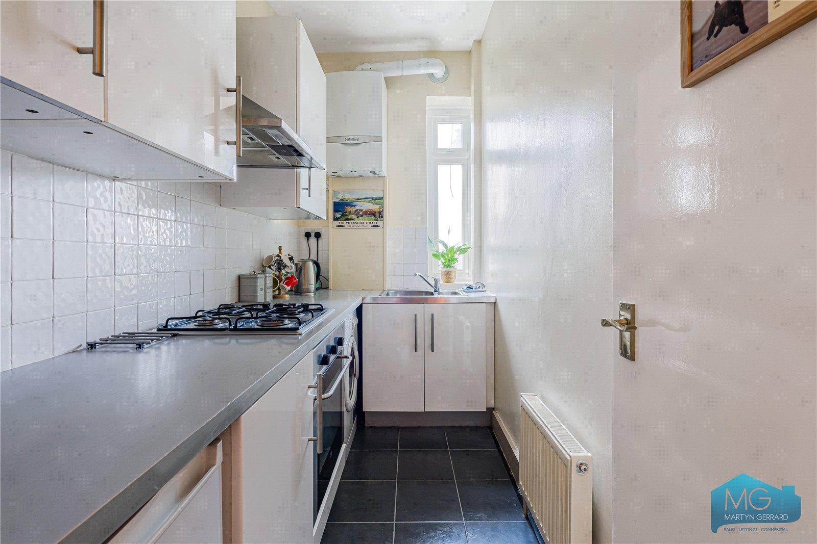 1 bedroom Apartment for sale - Martyn Gerrard