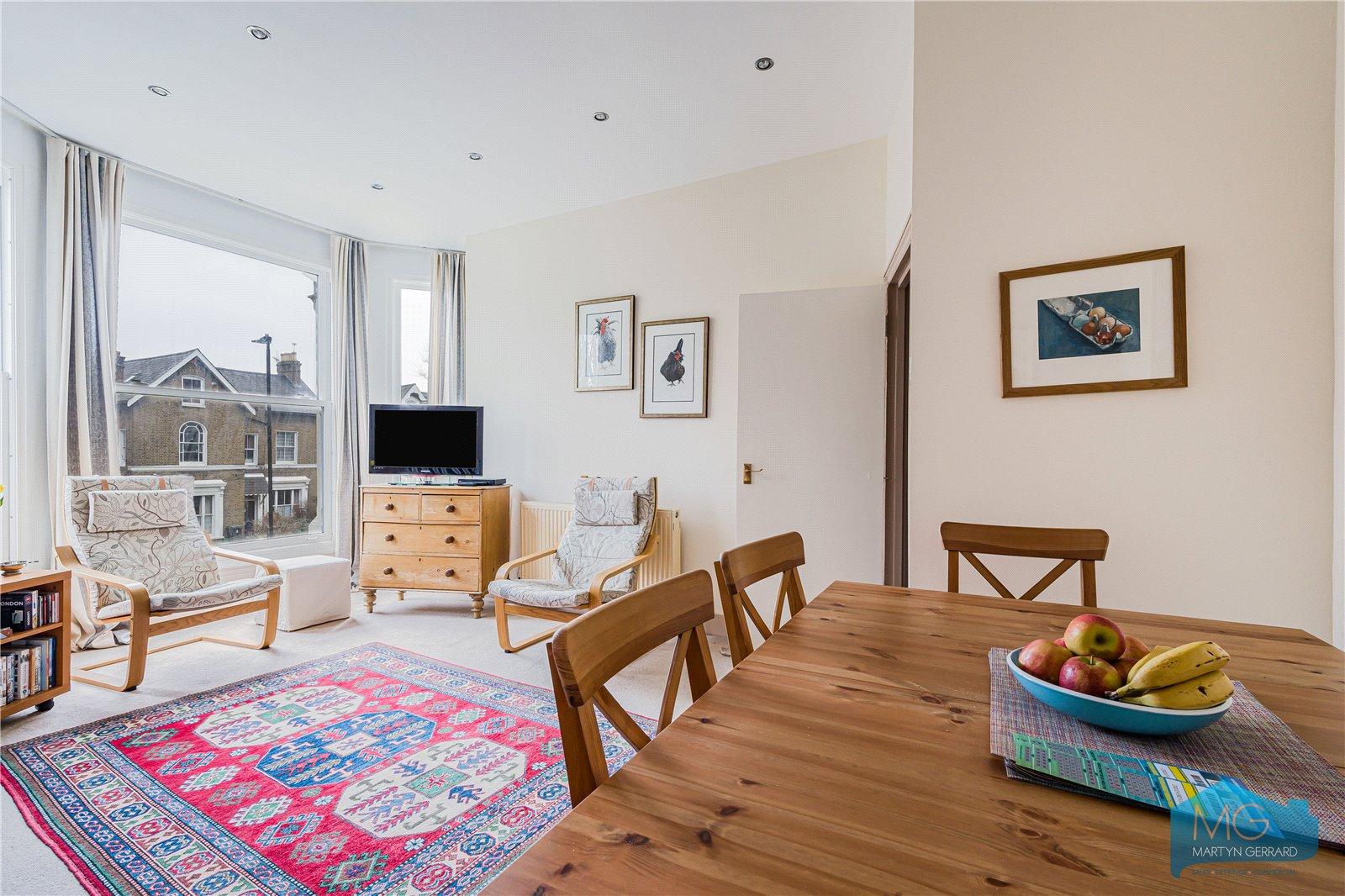 1 bedroom Apartment for sale - Martyn Gerrard