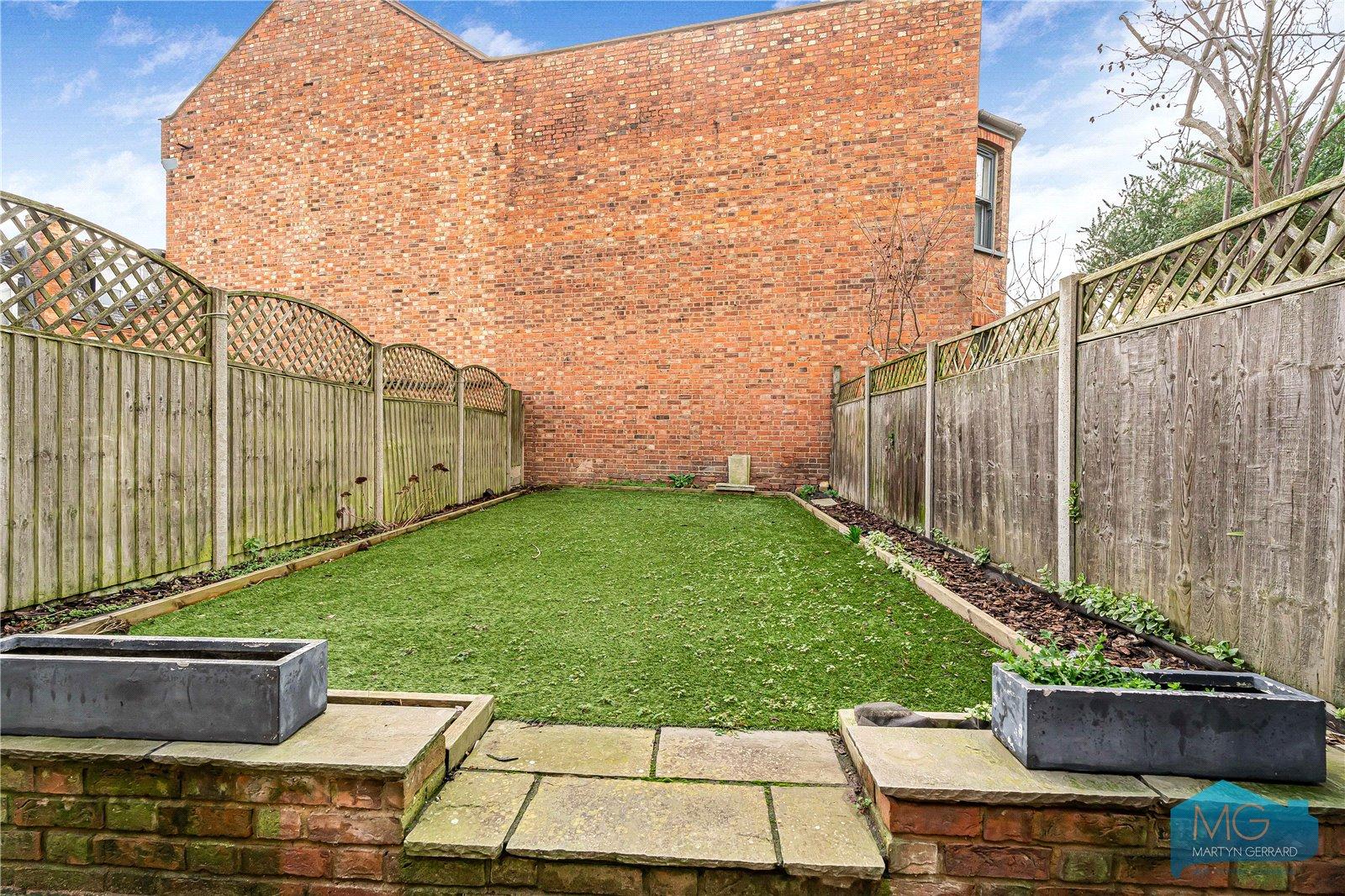 4 bedroom Terraced House for sale - Martyn Gerrard