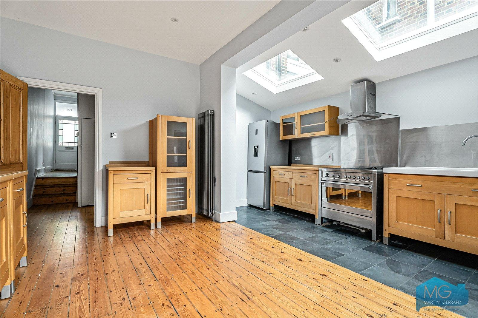 4 bedroom Terraced House for sale - Martyn Gerrard