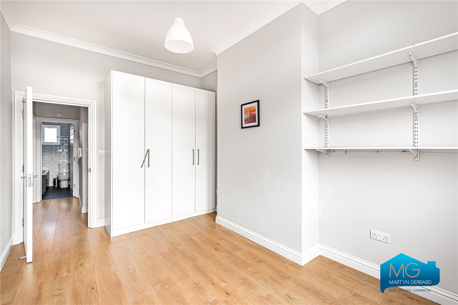 2 bedroom Apartment to rent - Martyn Gerrard