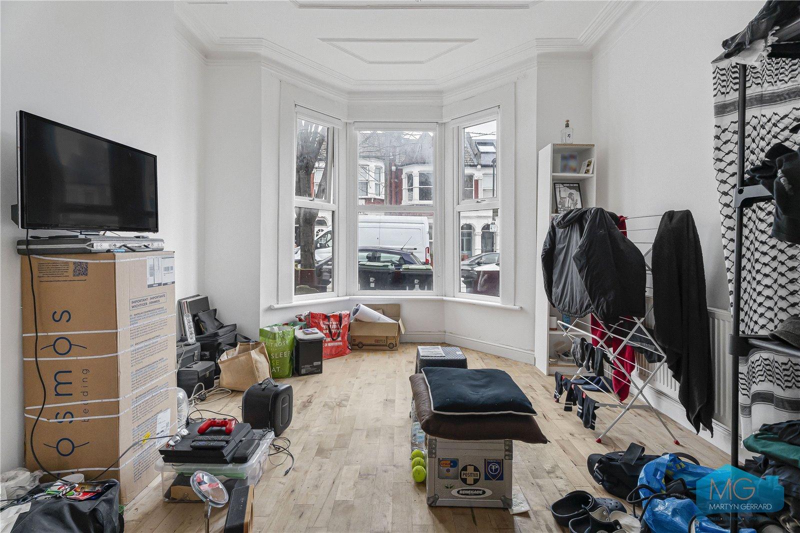 3 bedroom Terraced House for sale - Martyn Gerrard
