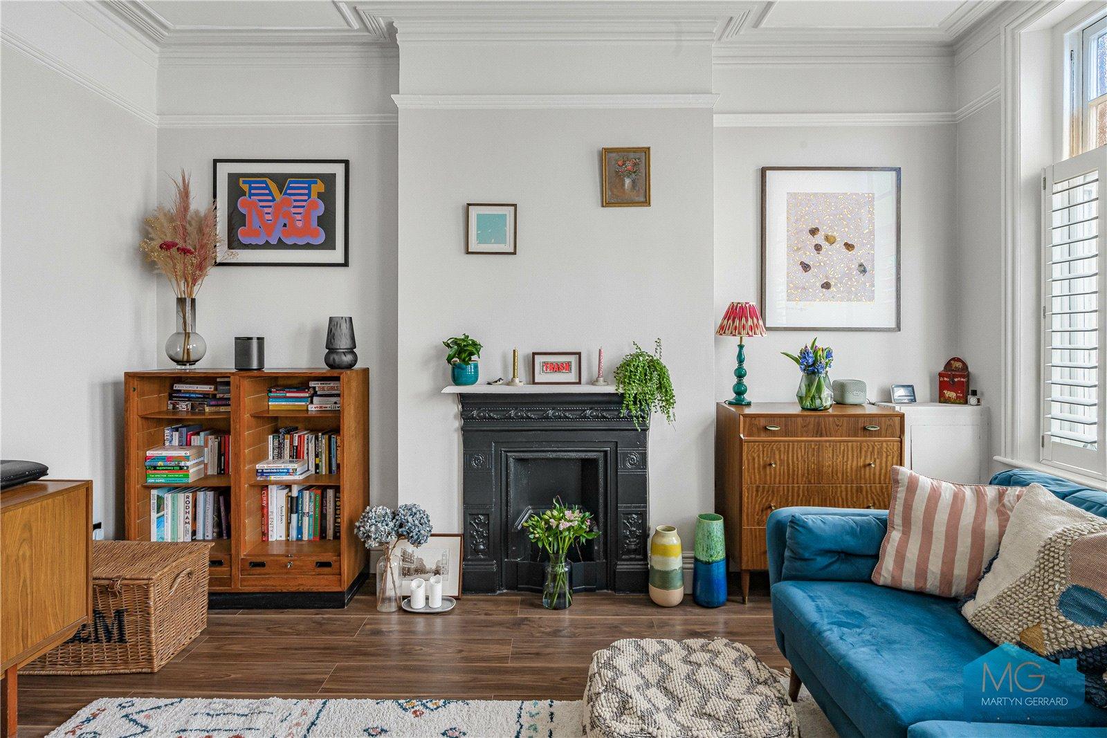 1 bedroom Apartment for sale - Martyn Gerrard