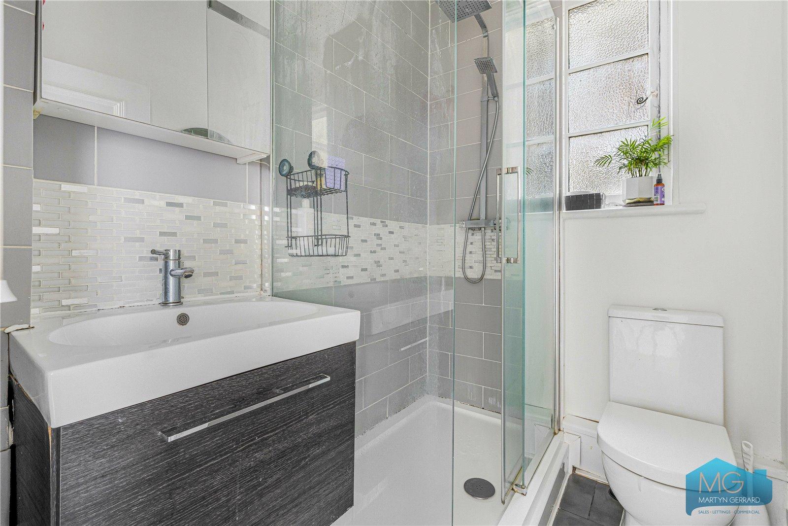 2 bedroom Apartment for sale - Martyn Gerrard